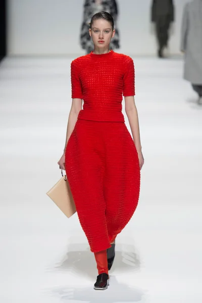 Look 23